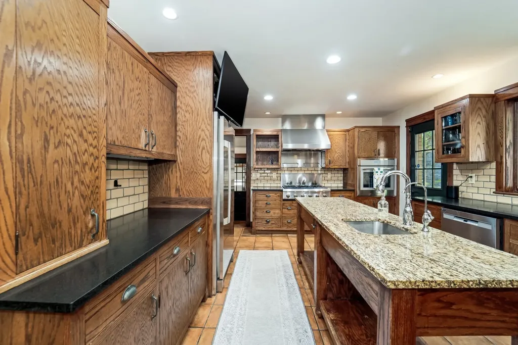 433 Grayson Drive Nashville TN 37205