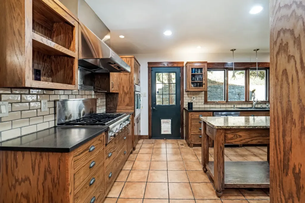 433 Grayson Drive Nashville TN 37205