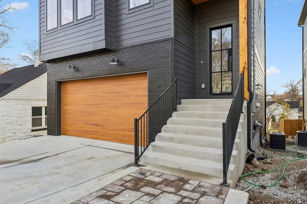 904 Douglas Avenue Nashville TN 37206