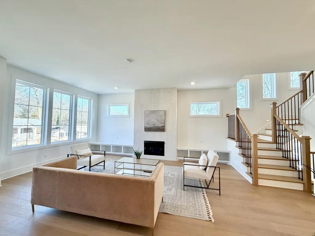 904 Douglas Avenue Nashville TN 37206