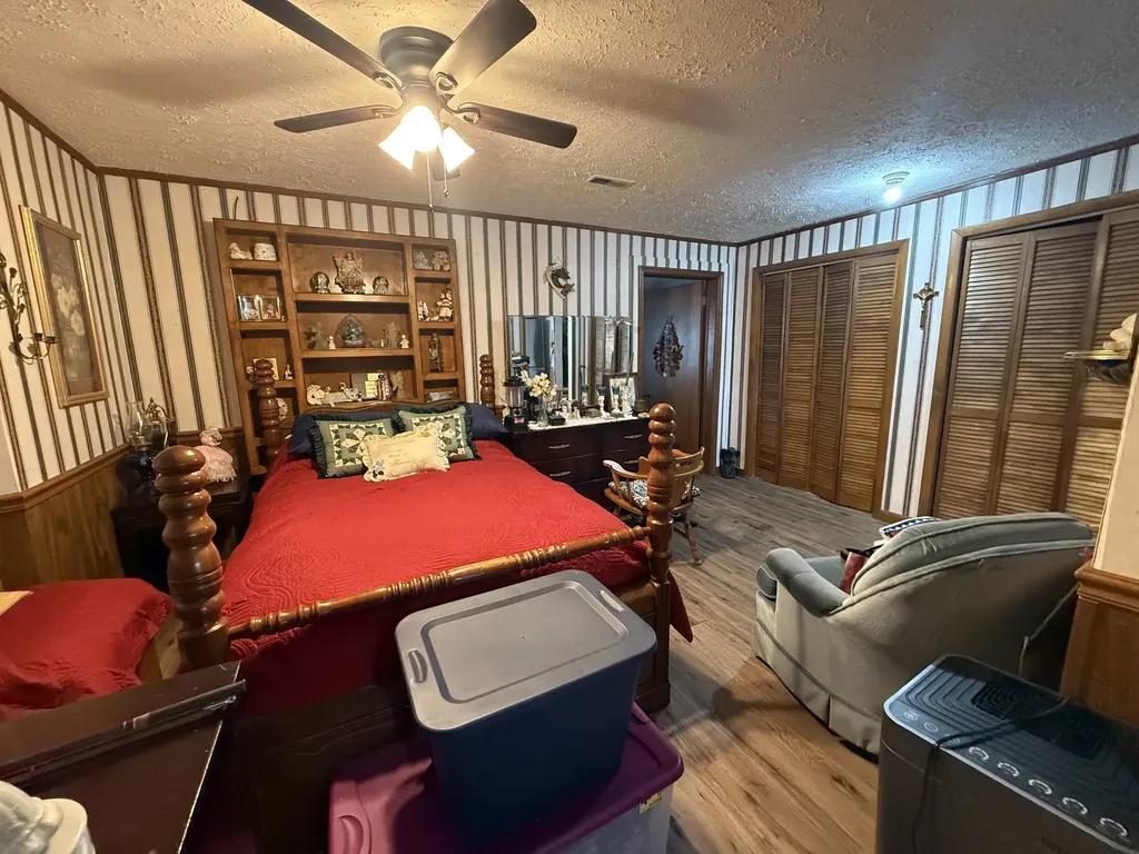1459 Pete Sain Road Manchester TN 37355