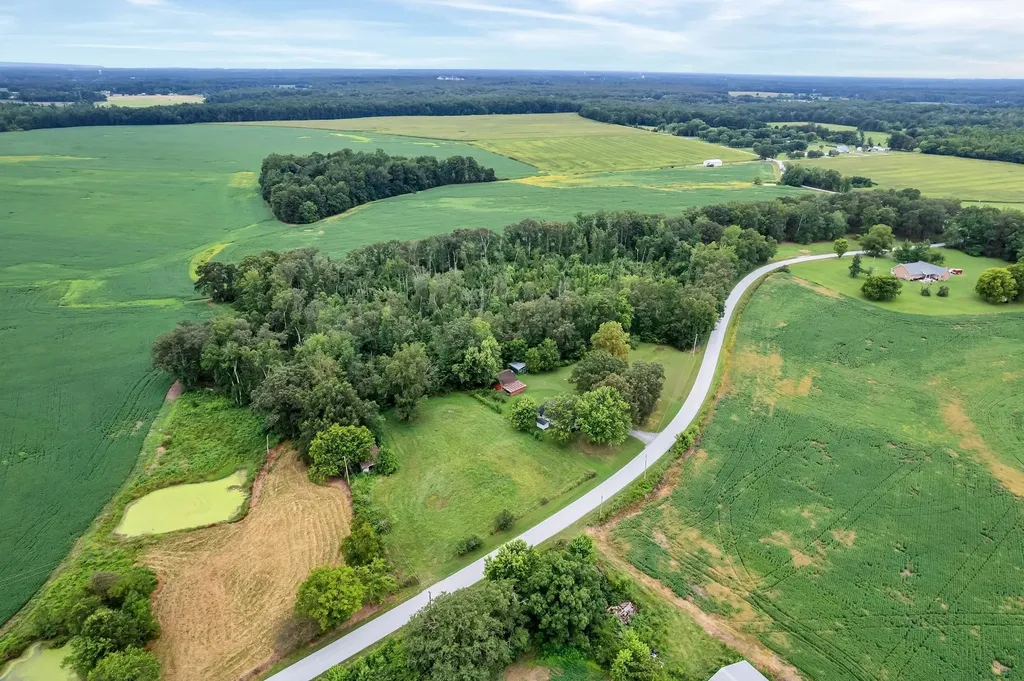 1459 Pete Sain Road Manchester TN 37355