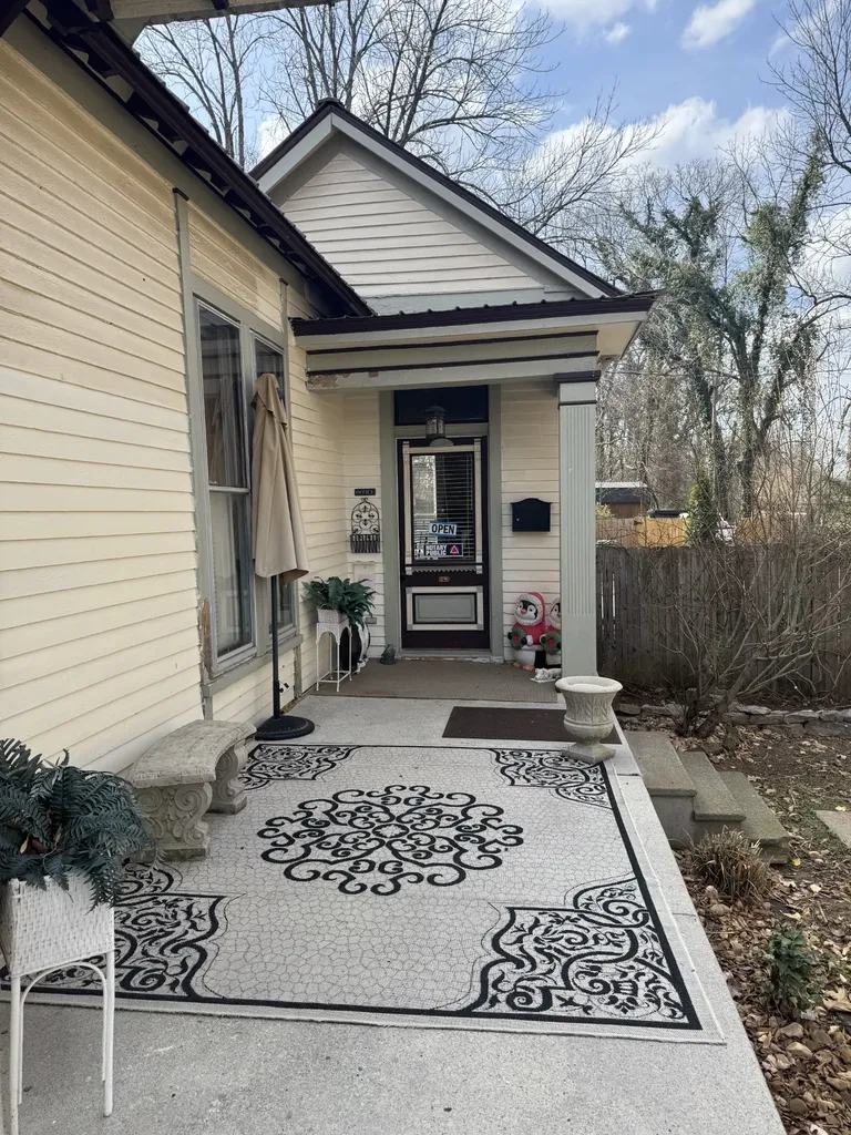 118 S Greenwood Street Lebanon TN 37087