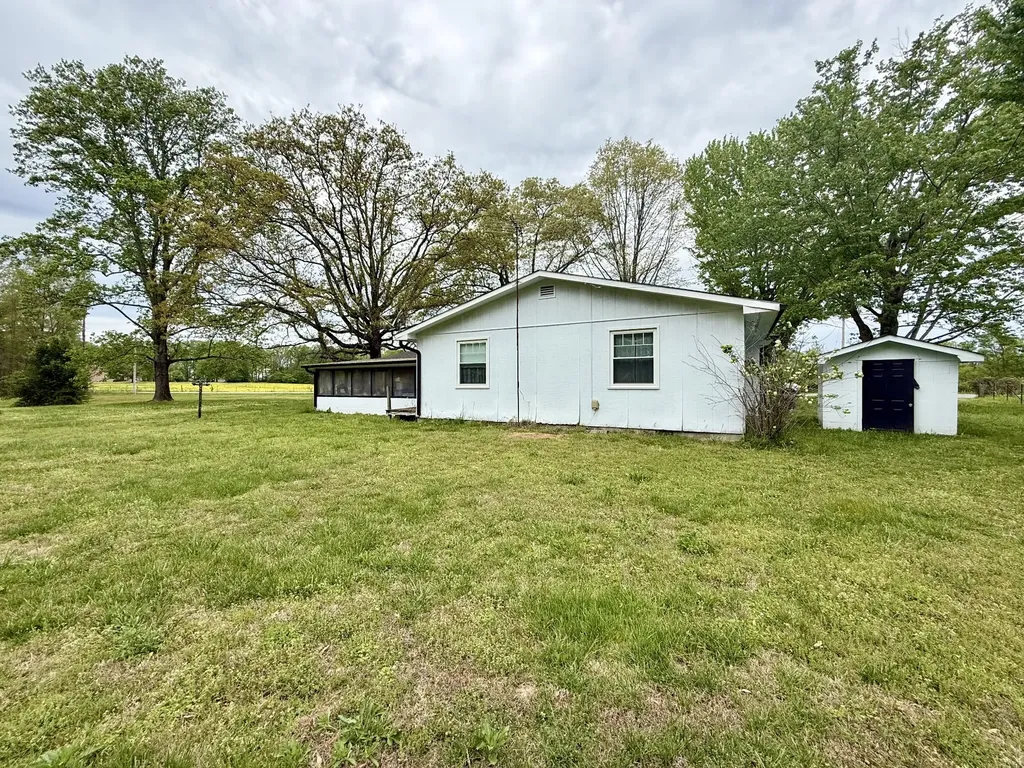 1459 Pete Sain Road Manchester TN 37355