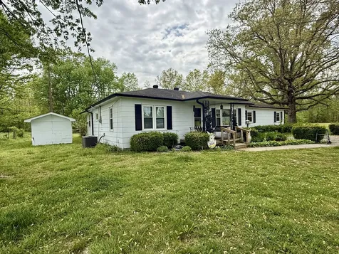 1459 Pete Sain Road Manchester TN 37355