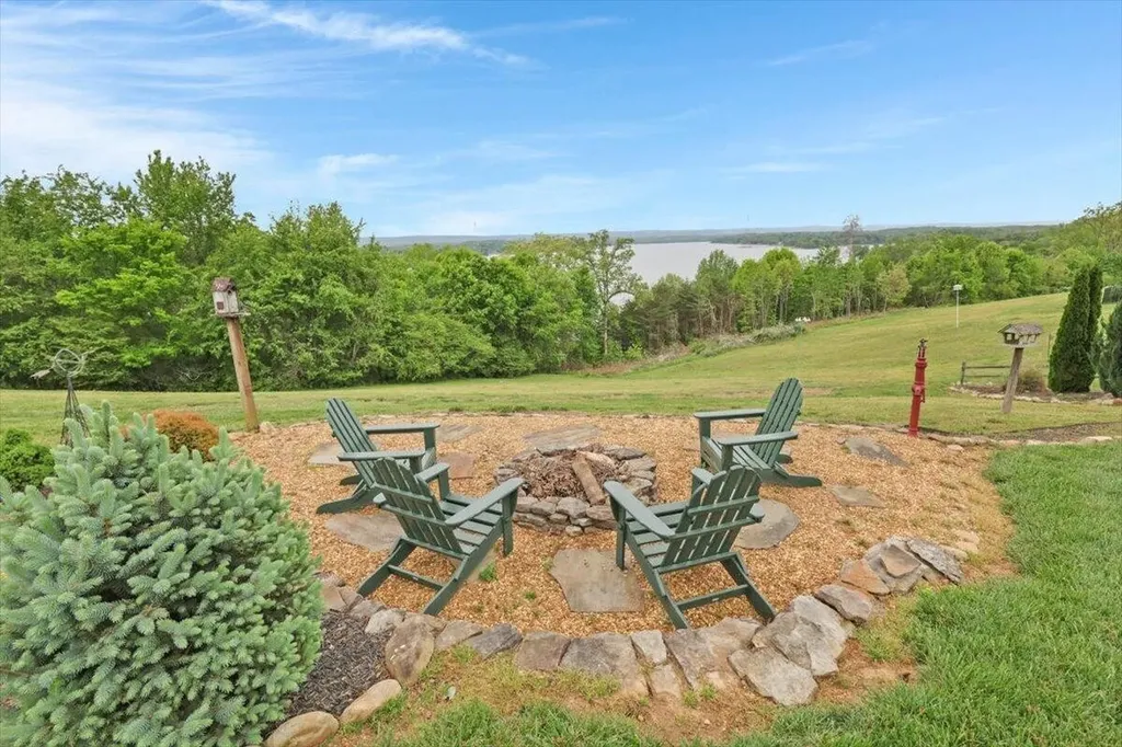 6201 Breezy Hollow Lane Harrison TN 37341