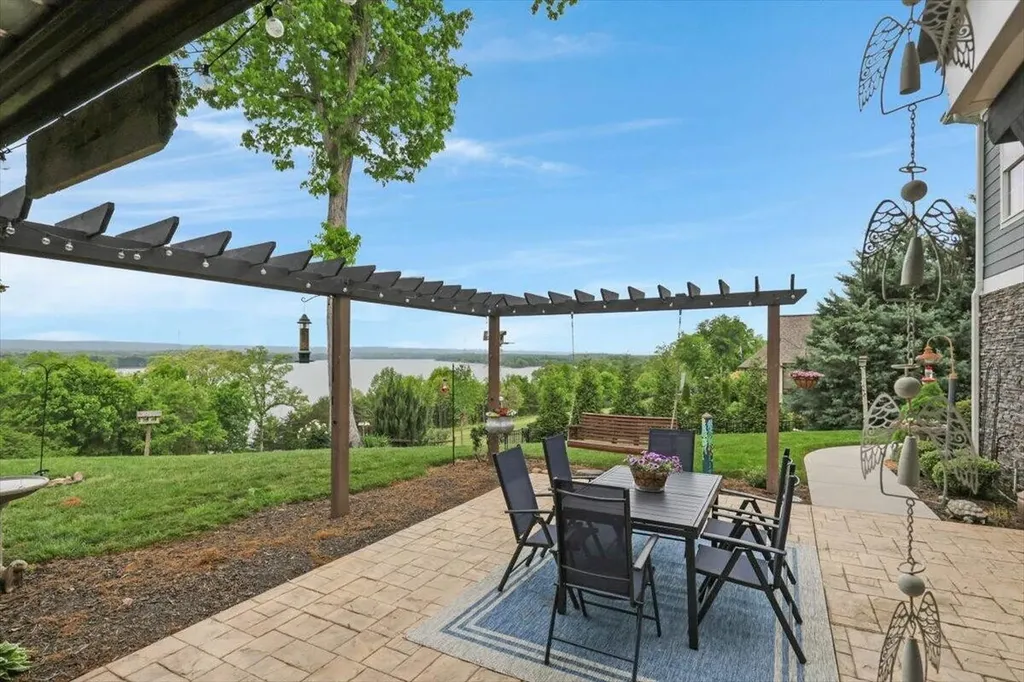 6201 Breezy Hollow Lane Harrison TN 37341
