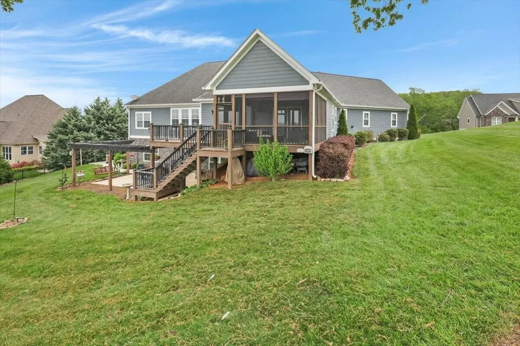 6201 Breezy Hollow Lane Harrison TN 37341