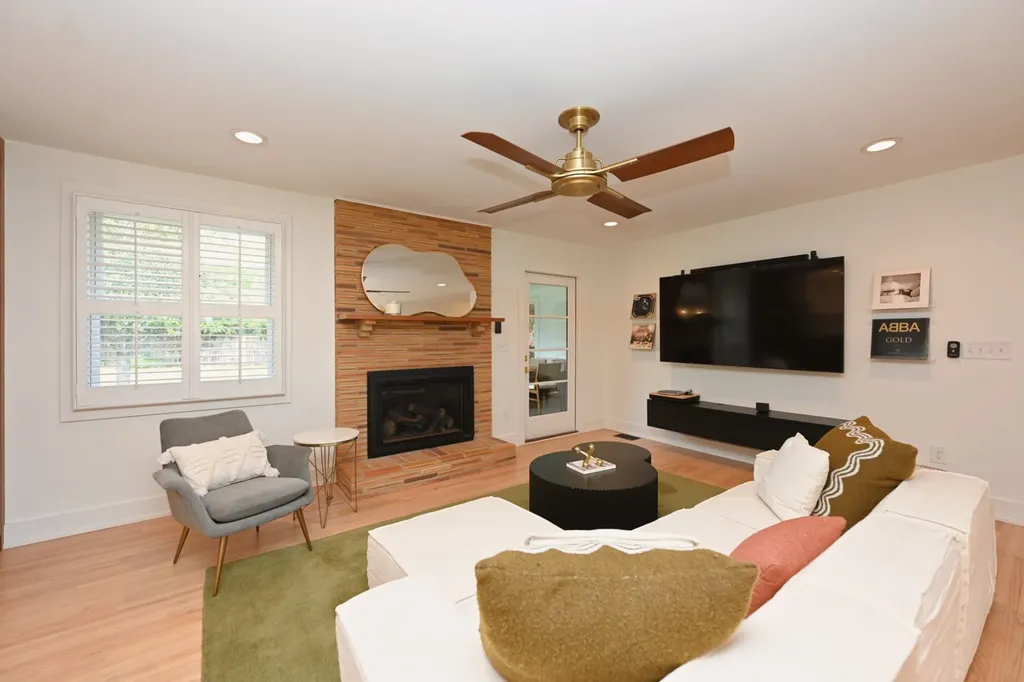 5141 Regent Drive Nashville TN 37220