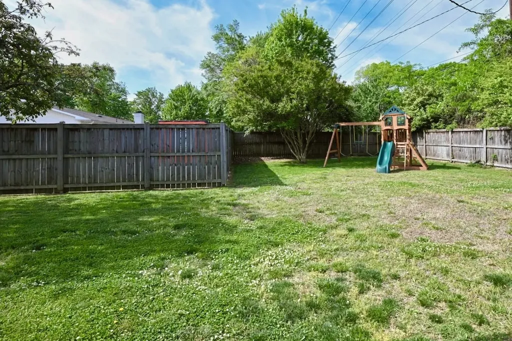 5141 Regent Drive Nashville TN 37220