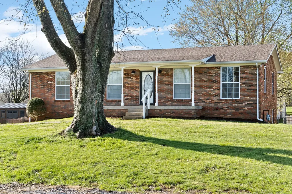 110 Rainbow Street Clarksville TN 37042