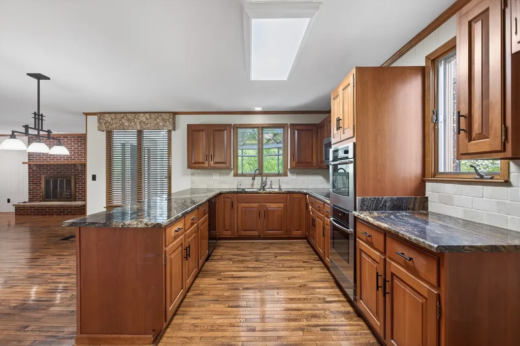 4112 Andrew Jackson Parkway Hermitage TN 37076
