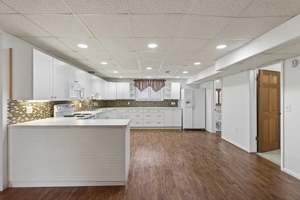 4112 Andrew Jackson Parkway Hermitage TN 37076