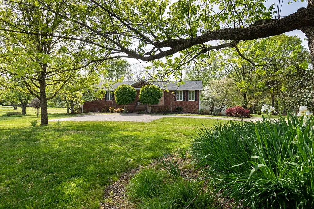 4112 Andrew Jackson Parkway Hermitage TN 37076