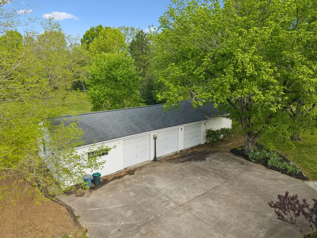 4112 Andrew Jackson Parkway Hermitage TN 37076