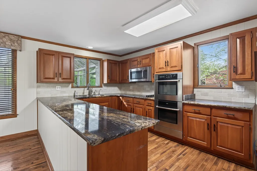4112 Andrew Jackson Parkway Hermitage TN 37076