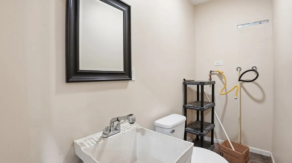 1087 Aedc Road Winchester TN 37398