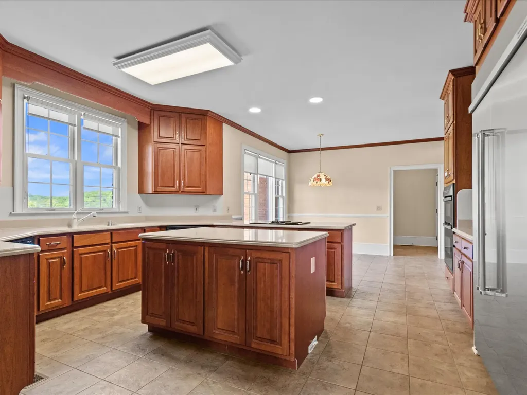 954 Molino Road Fayetteville TN 37334