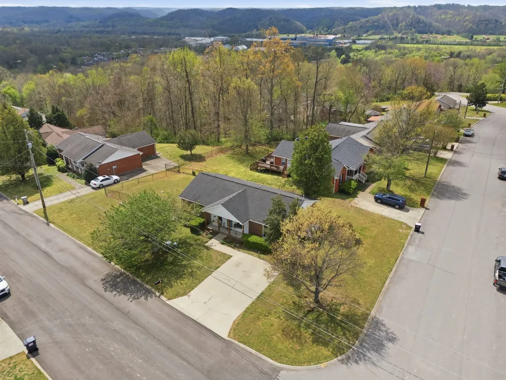 100 Patton Court Ashland City TN 37015