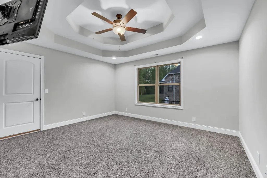 1689 Double R Boulevard Clarksville TN 37042