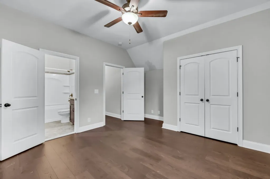 1689 Double R Boulevard Clarksville TN 37042