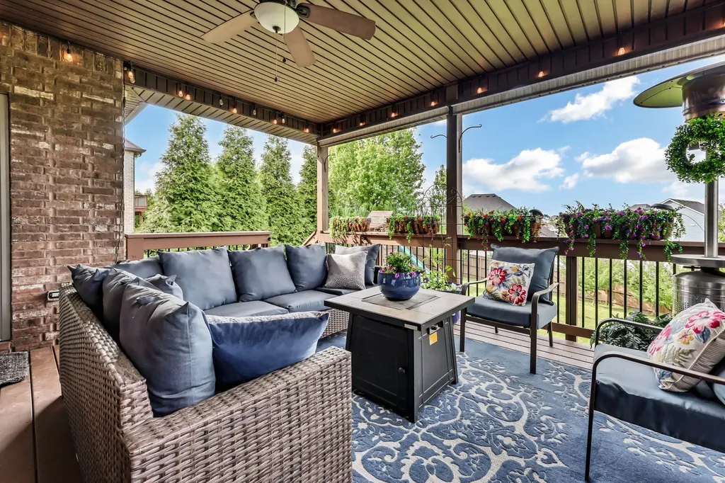 425 Carson Bailey Court Clarksville TN 37043