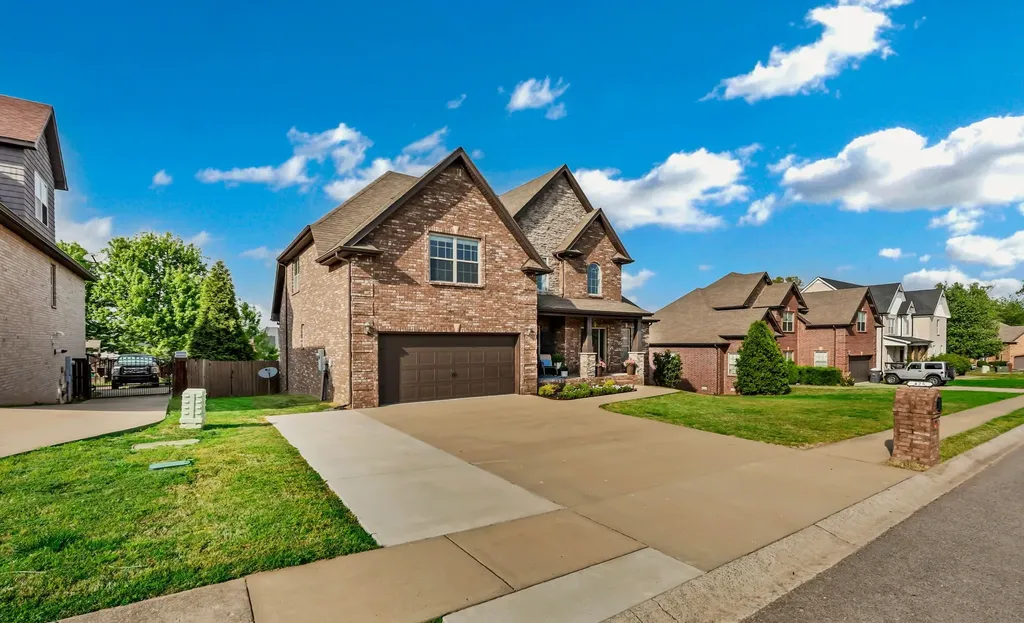 425 Carson Bailey Court Clarksville TN 37043