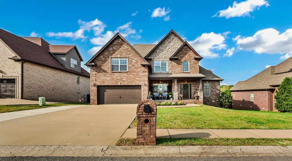 425 Carson Bailey Court Clarksville TN 37043