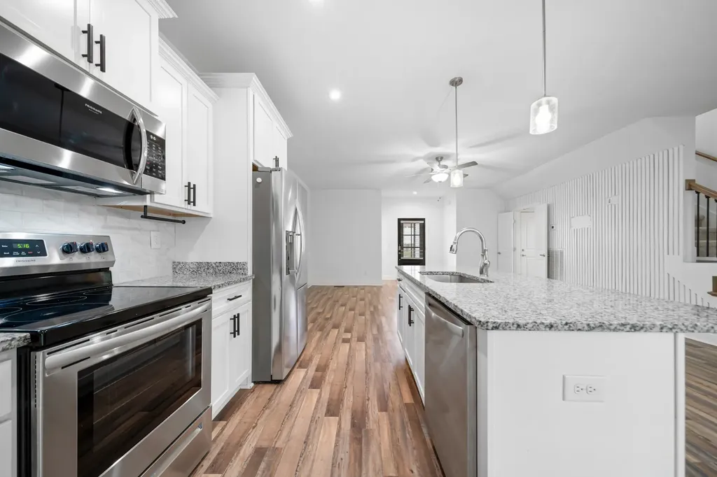 579 Faye Alley Springfield TN 37172