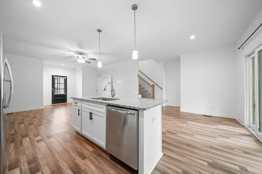 579 Faye Alley Springfield TN 37172