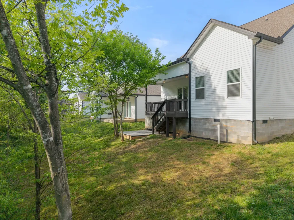 579 Faye Alley Springfield TN 37172