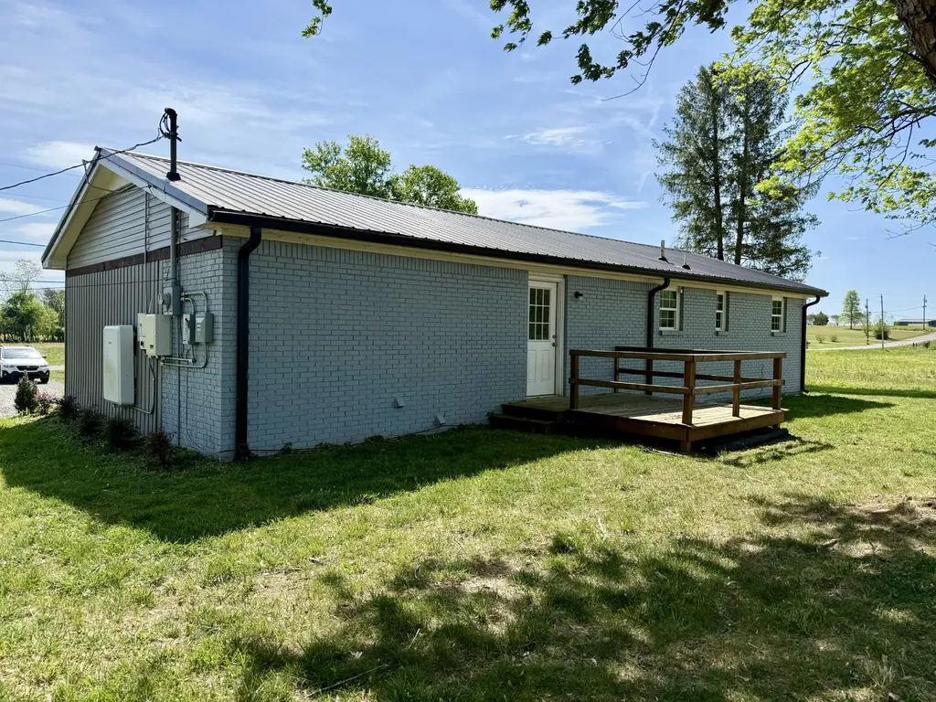 148 Airport Lake Road Mcminnville TN 37110