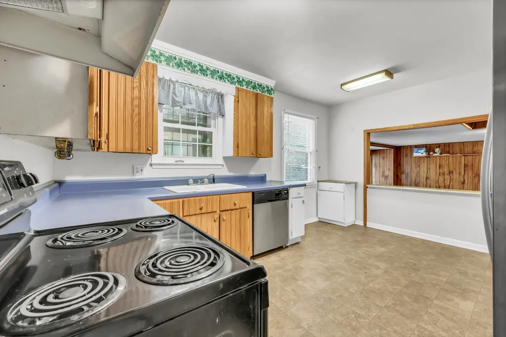 62 Bel Air Boulevard Clarksville TN 37042