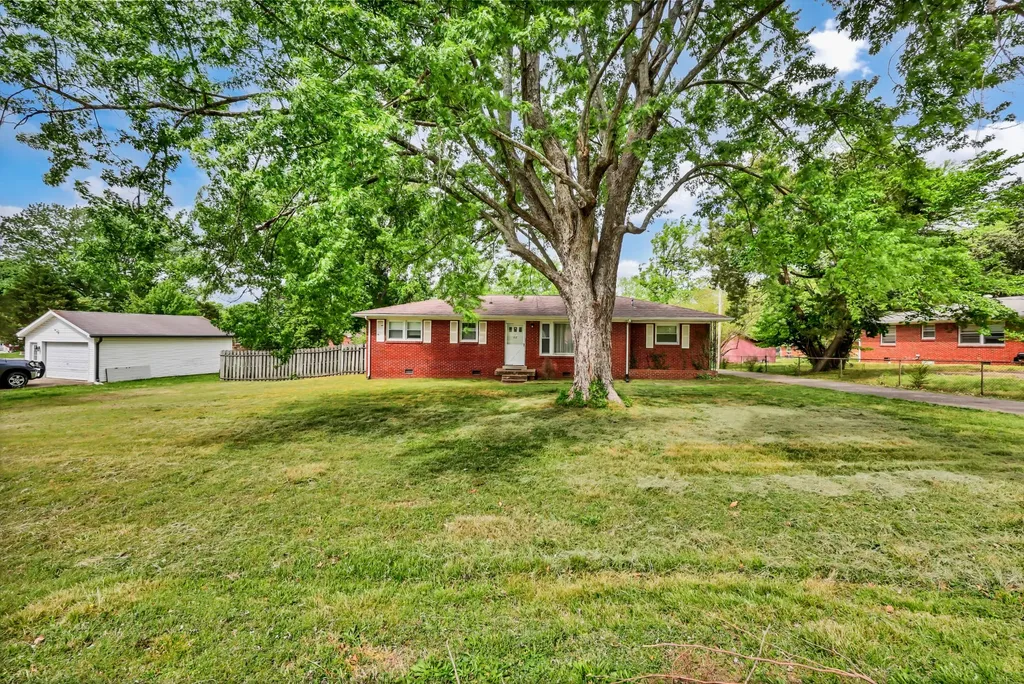 62 Bel Air Boulevard Clarksville TN 37042