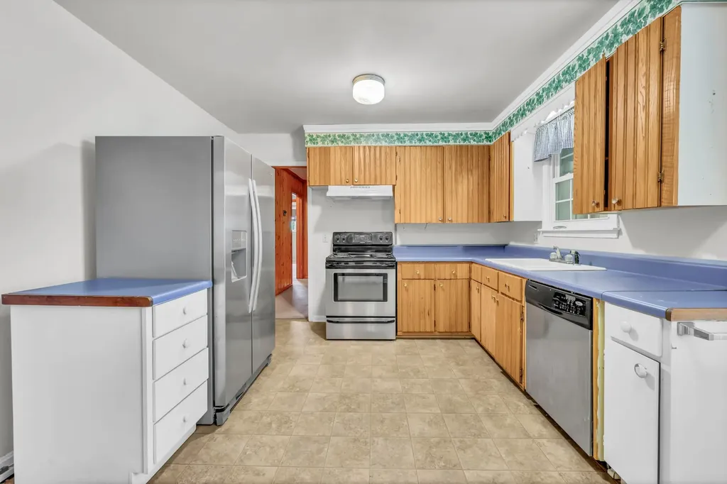 62 Bel Air Boulevard Clarksville TN 37042