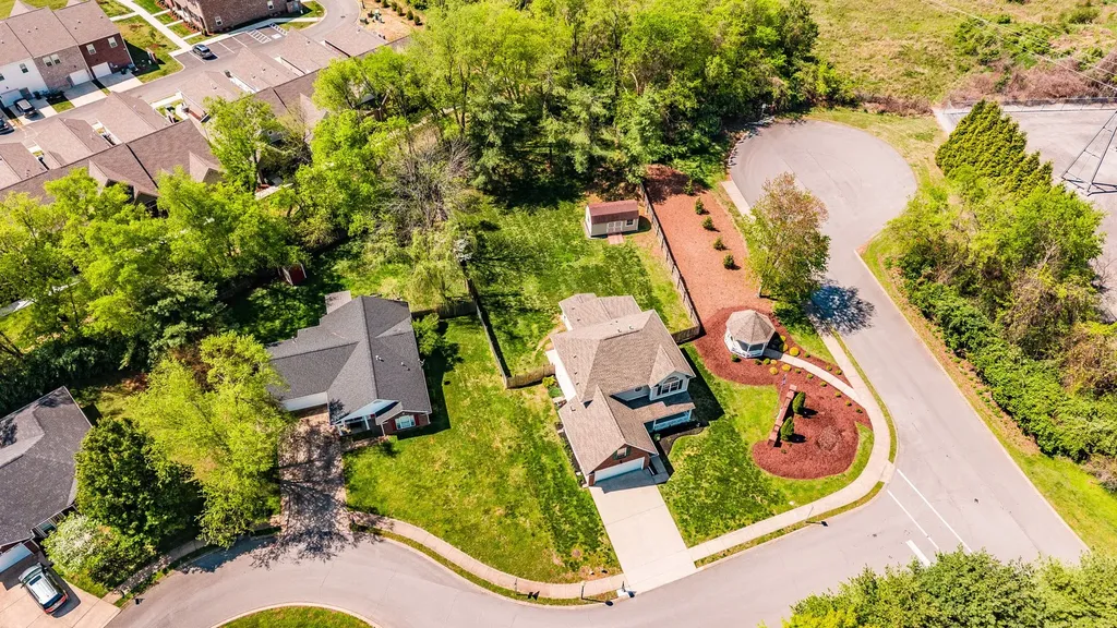 1073 Chesire Way Gallatin TN 37066