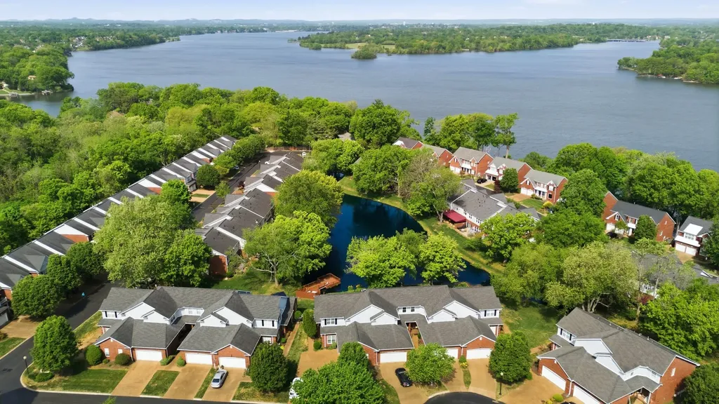 231 Green Harbor Road Old Hickory TN 37138