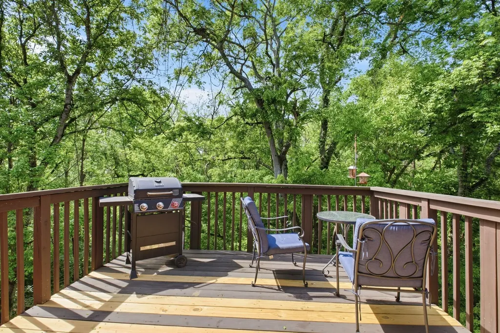 231 Green Harbor Road Old Hickory TN 37138