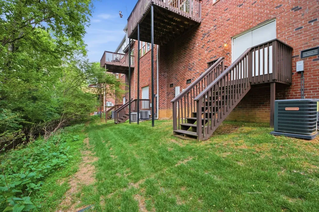 231 Green Harbor Road Old Hickory TN 37138