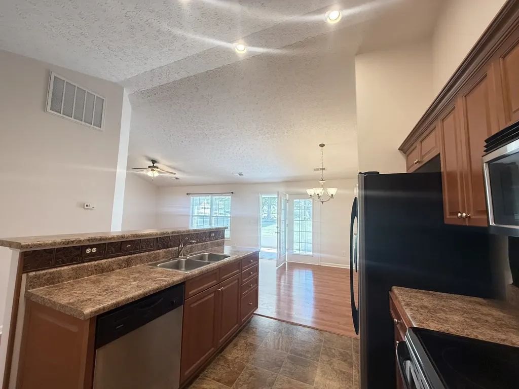 140 Alden Lane Lebanon TN 37087