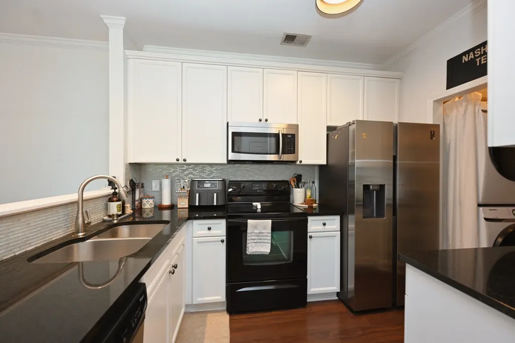 7003 Lenox Village Drive Nashville TN 37211