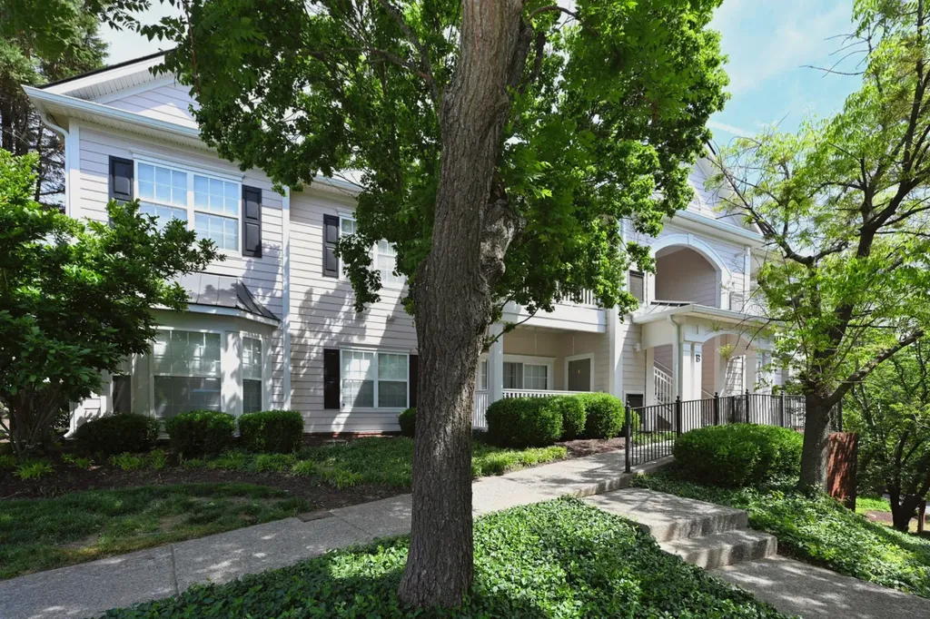 7003 Lenox Village Drive Nashville TN 37211