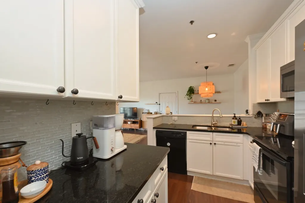 7003 Lenox Village Drive Nashville TN 37211