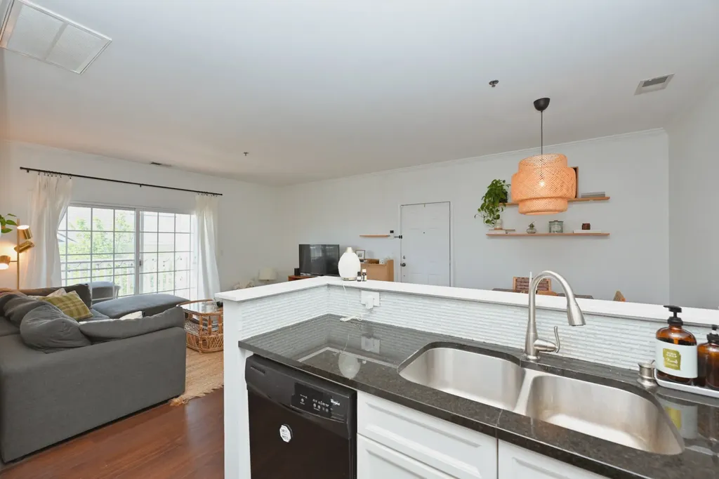 7003 Lenox Village Drive Nashville TN 37211