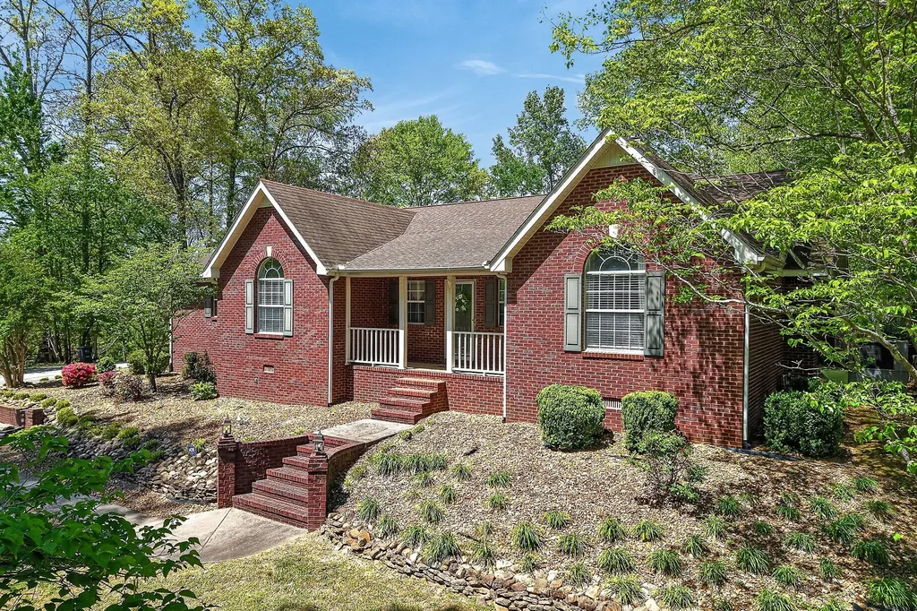 229 Hickory Boulevard Mcminnville TN 37110