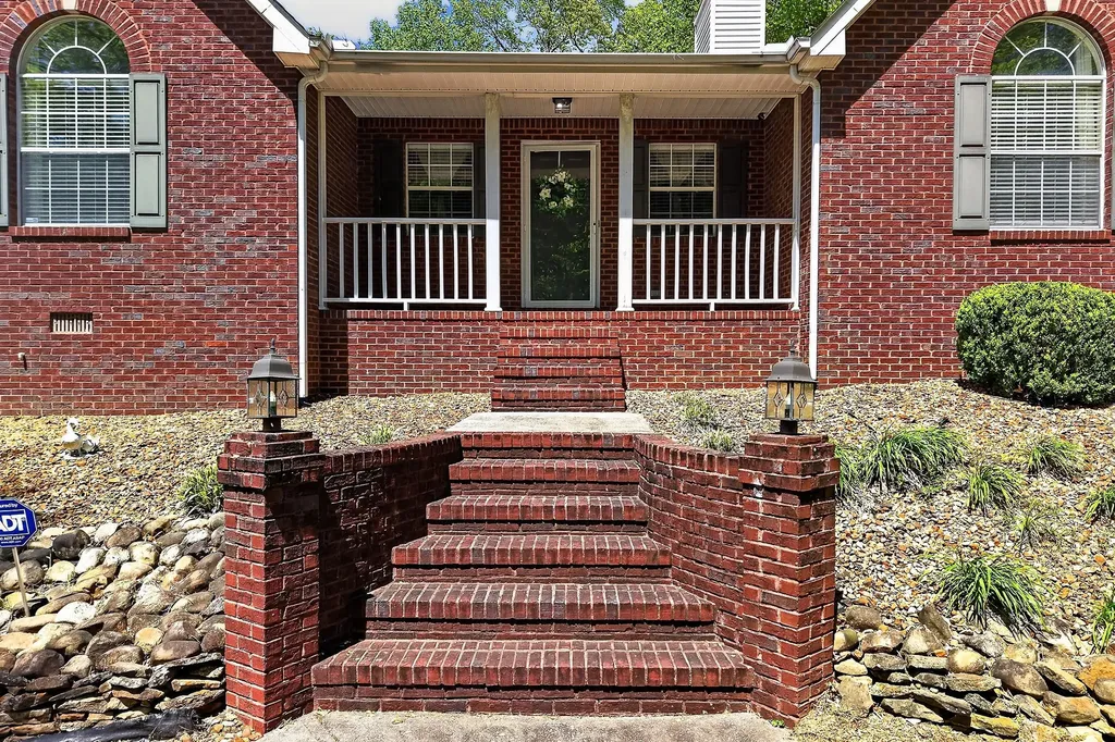229 Hickory Boulevard Mcminnville TN 37110