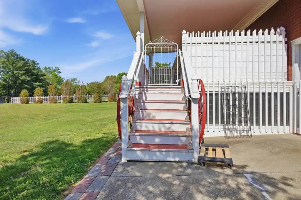 928 Everyman Court Columbia TN 38401