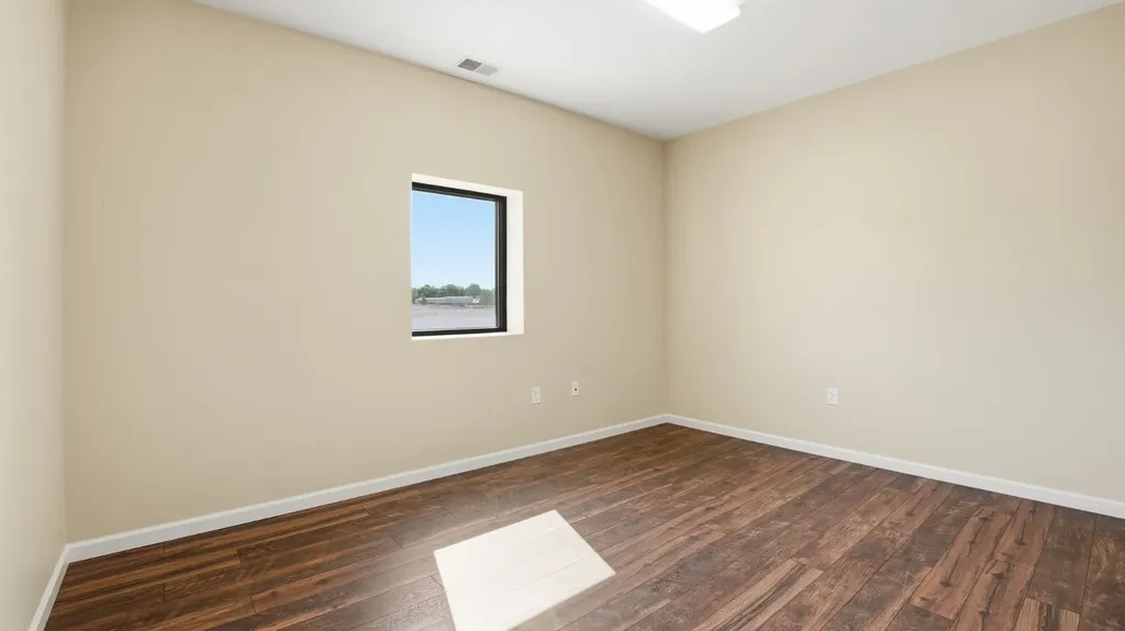 1087 Aedc Road Winchester TN 37398