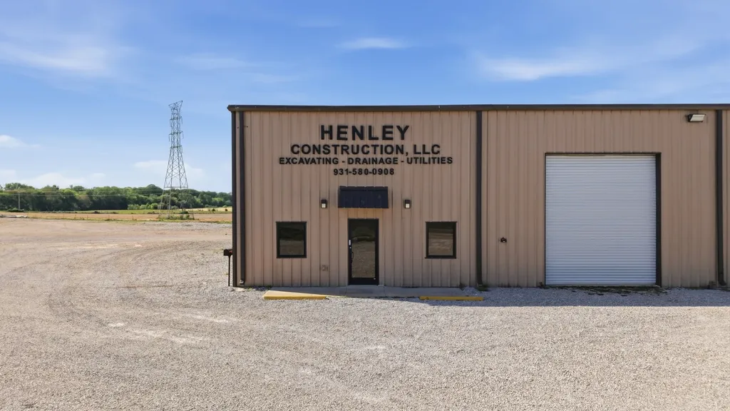 1087 Aedc Road Winchester TN 37398
