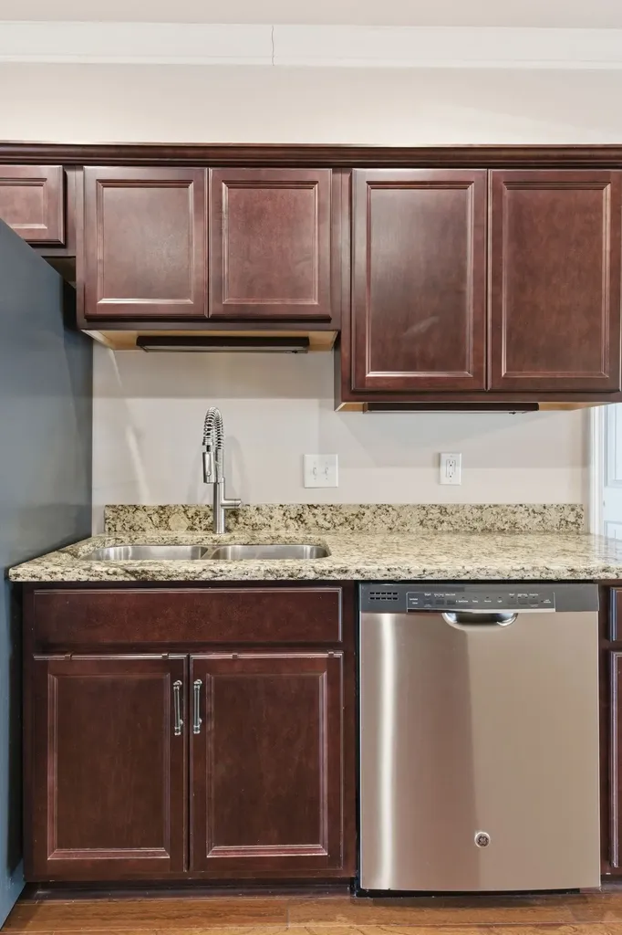 1040 Charlie Daniels Parkway Mount Juliet TN 37122